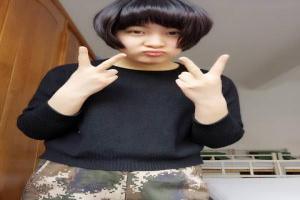 服装设计女模特绘画